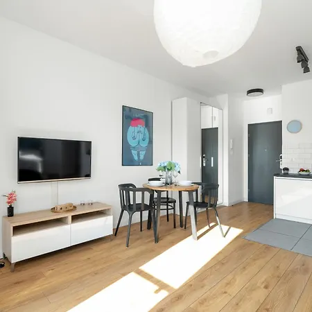 Klimatyczne I Nowoczesne Very Berry W Poznaniu By Renters Appartamento *