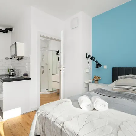 شقة Klimatyczne I Nowoczesne Very Berry W Poznaniu By Renters بوزنان